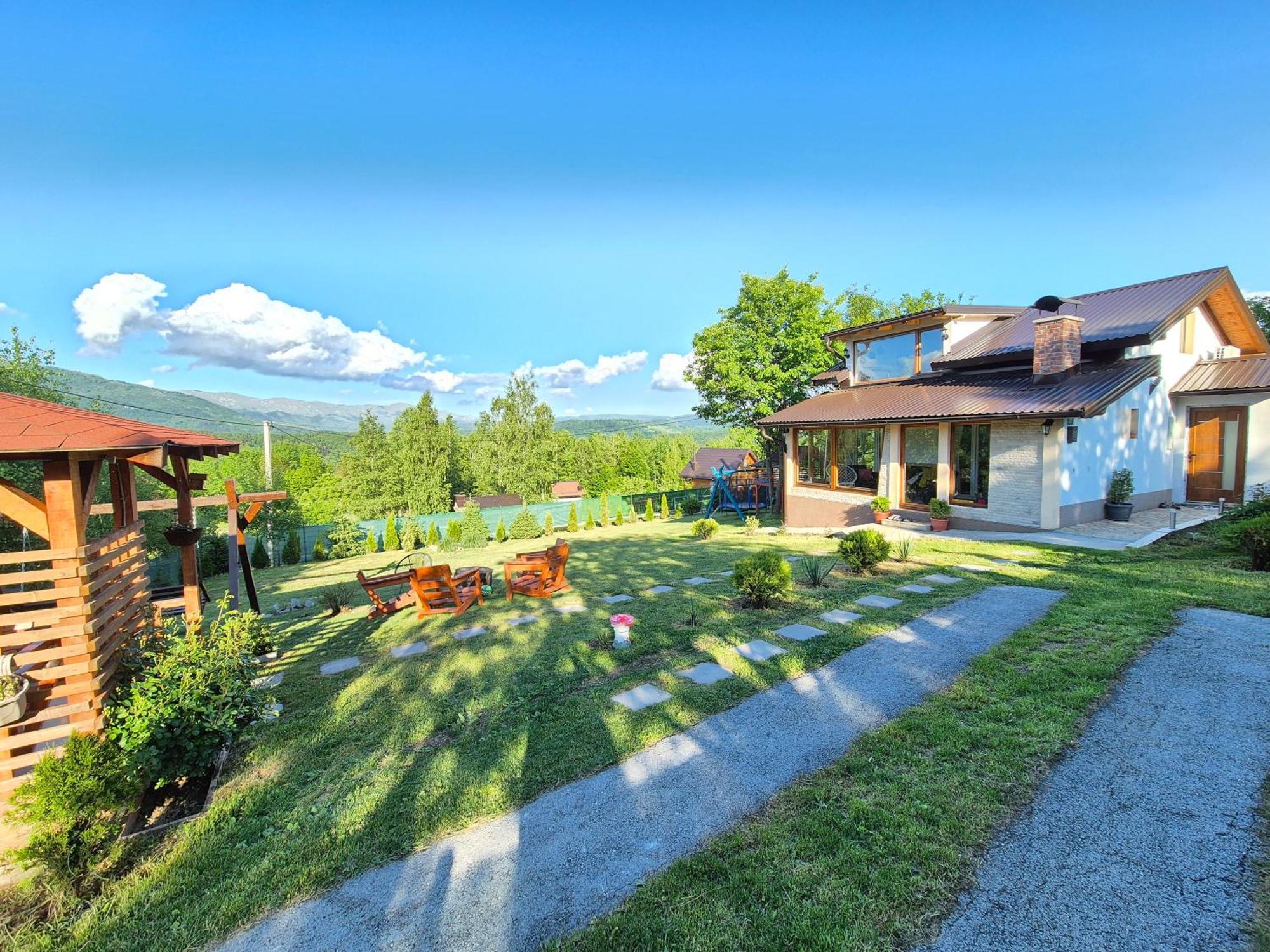 Mountain House Brutusi 17 Bjelasnica Trnovo Bih Exterior foto